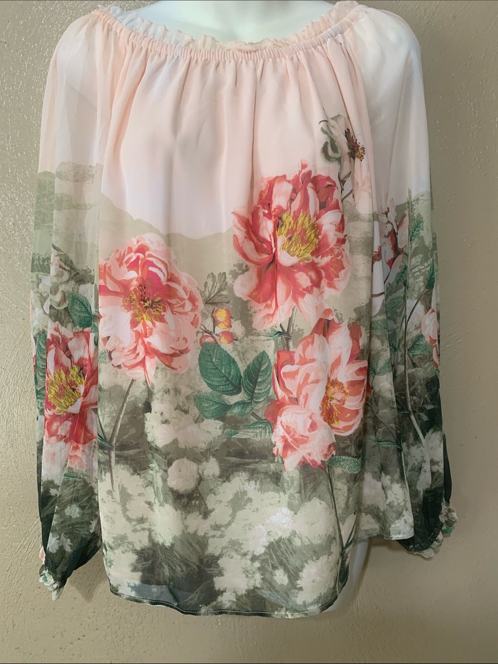 White House Black Market size M Peach Floral Off-Shoulder Blouse NWT $110